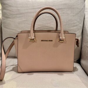Michael Kors Selma Medium Top Zip Saffiano Leather Crossbody/Satchel in Blush